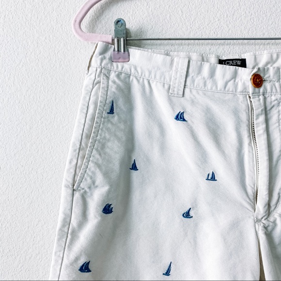 🧤SOLD🧤J. Crew Gramercy Sailboat Embroidered Shor - Picture 4 of 6